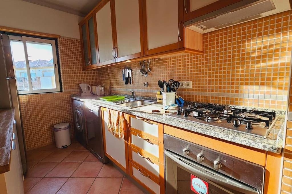 Holiday Apartment T2 Private Residence タヴィラ エクステリア 写真